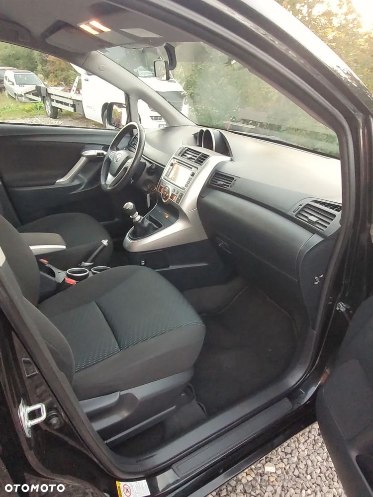 Toyota Verso - 27