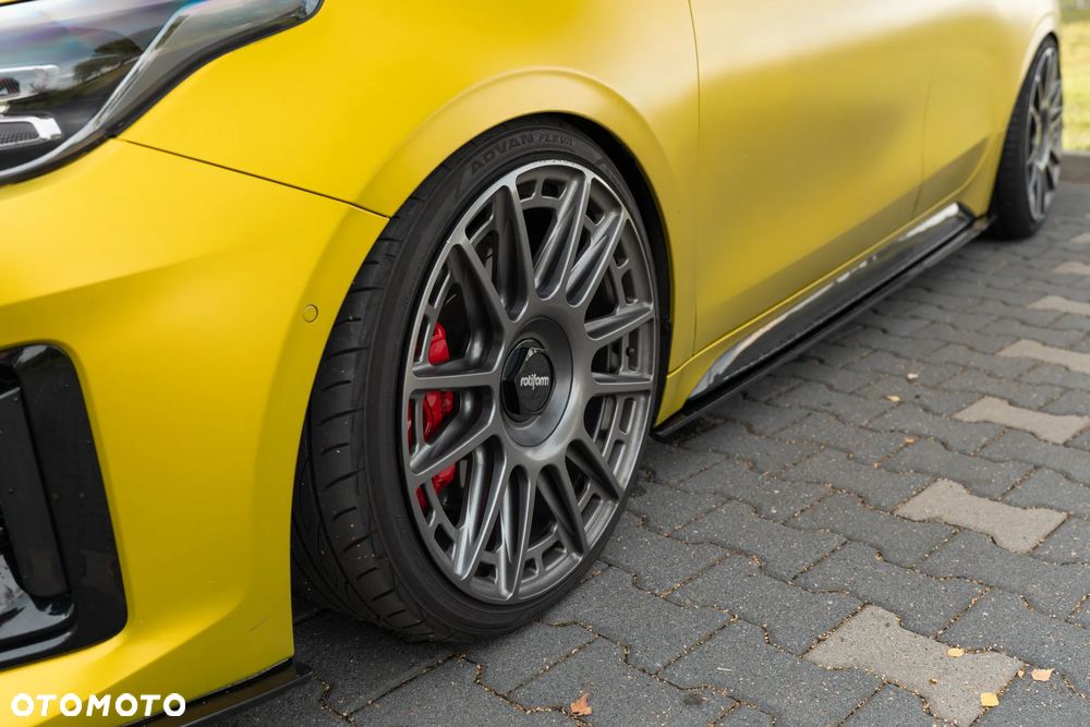 Kia ProCeed 1.6 T-GDI GT DCT - 24