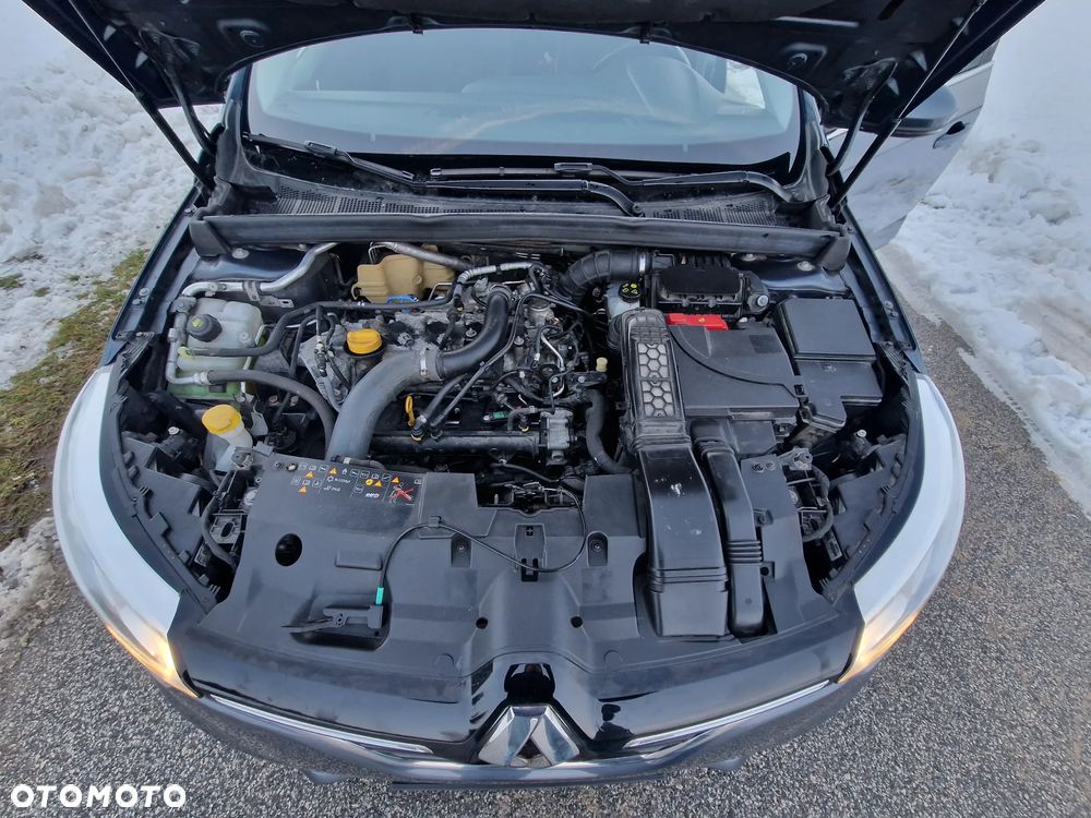 Renault Megane ENERGY TCe 100 LIMITED - 23