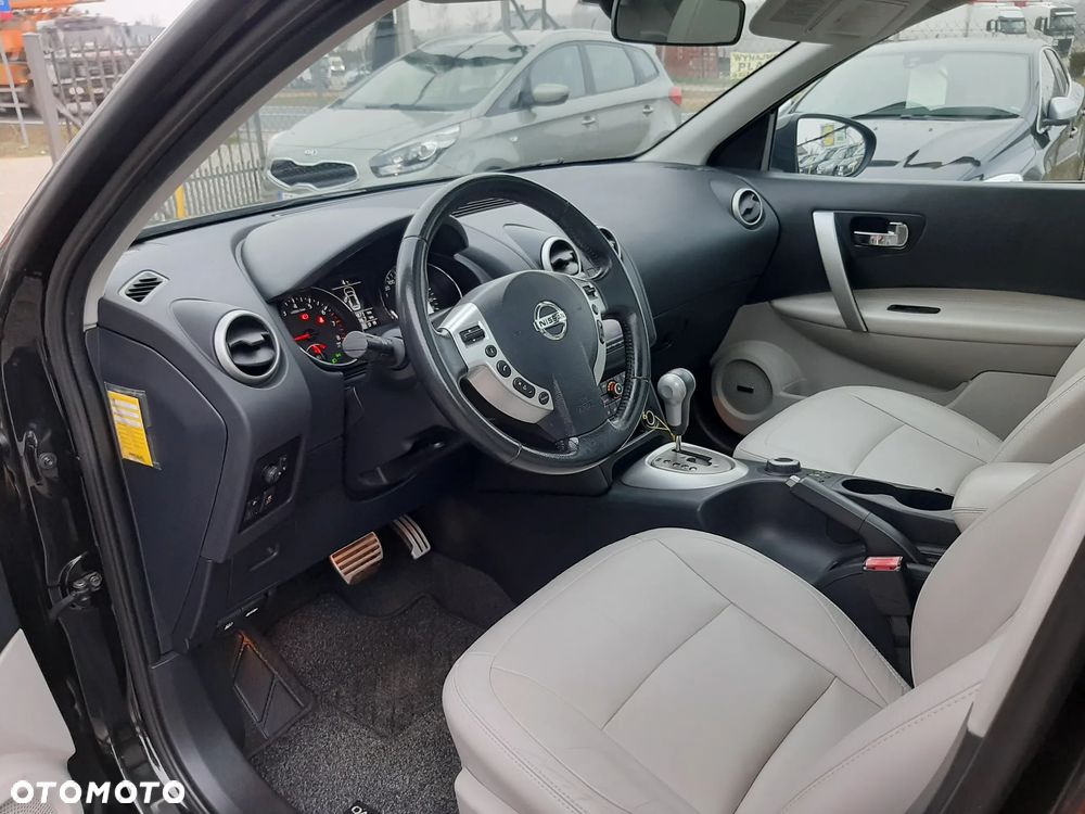 Nissan Qashqai 2.0 4 x 4 CVT tekna - 18