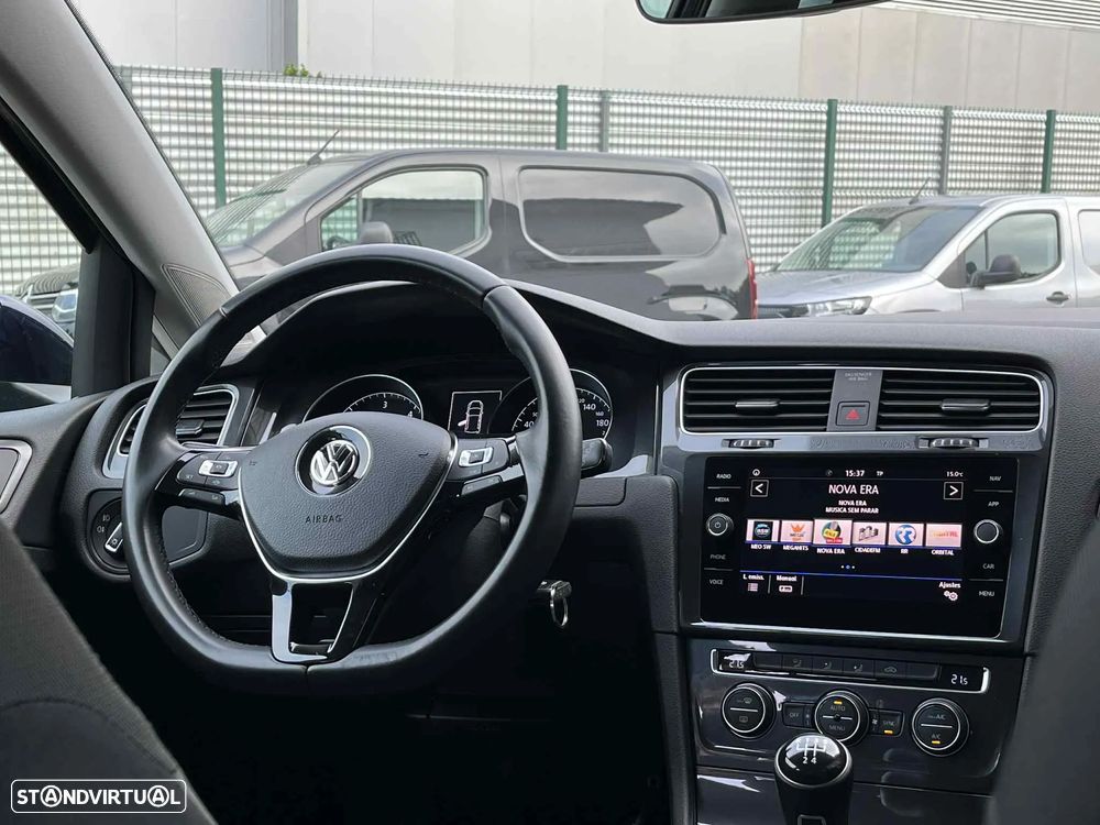 VW Golf 1.6 TDI Confortline - 13