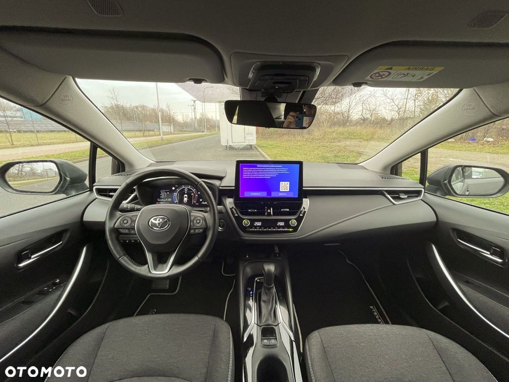 Toyota Corolla 1.8 Hybrid Comfort - 14