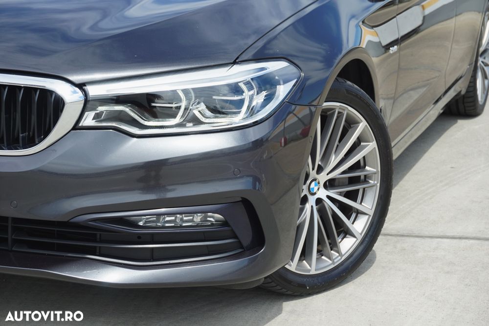 BMW Seria 5 530d xDrive AT - 10
