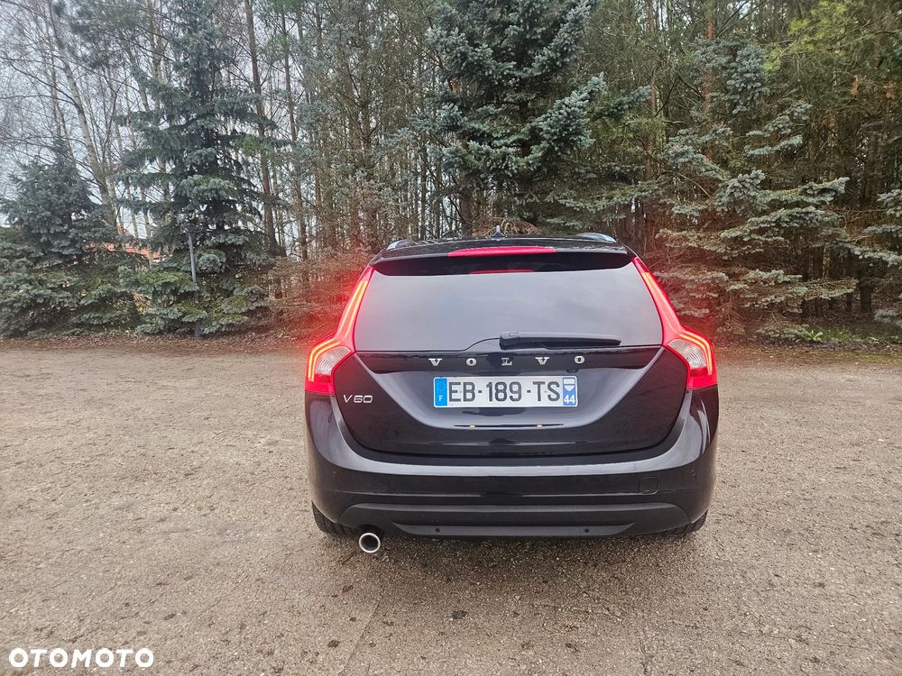 Volvo V60 DRIVe Summum - 14