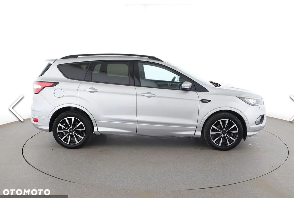 Ford Kuga 1.5 TDCi FWD ST-Line - 4