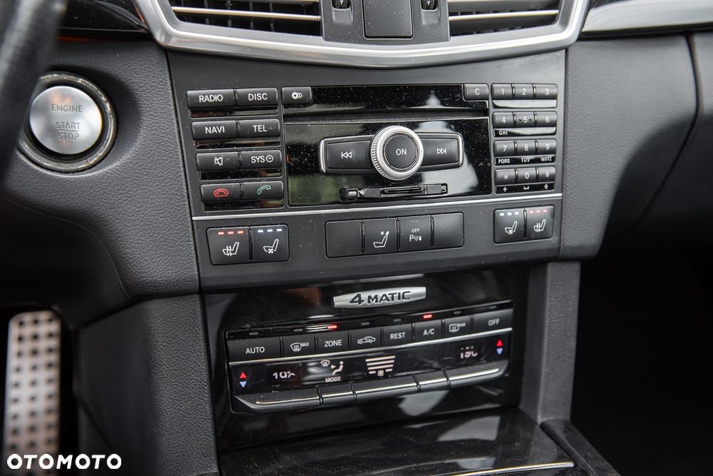 Mercedes-Benz Klasa E 350 CDI DPF BlueEFFICIENCY 7G-TRONIC Avantgarde - 24