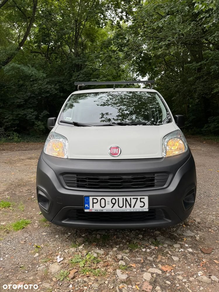 Fiat Fiorino Kombi Adventure - 2