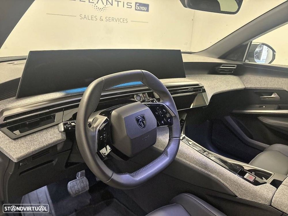 Peugeot 5008 1.2 Hybrid Allure e-DCS6 - 8