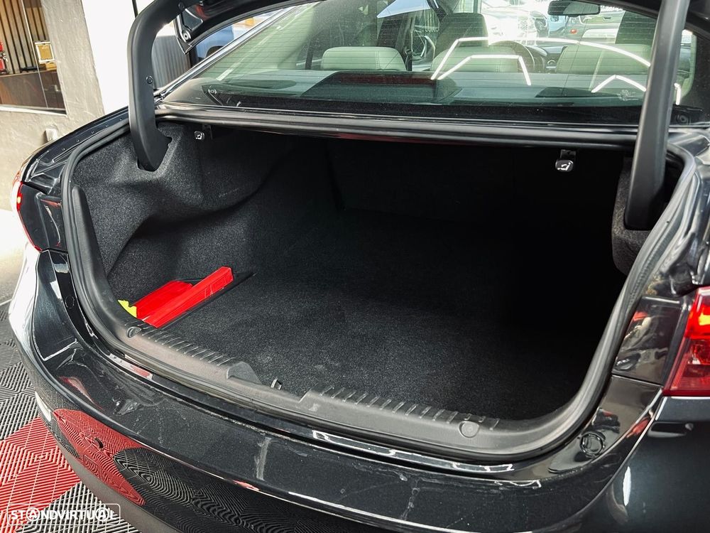Mazda 6 M6 2.2 SKY-D Excellence Navi - 47