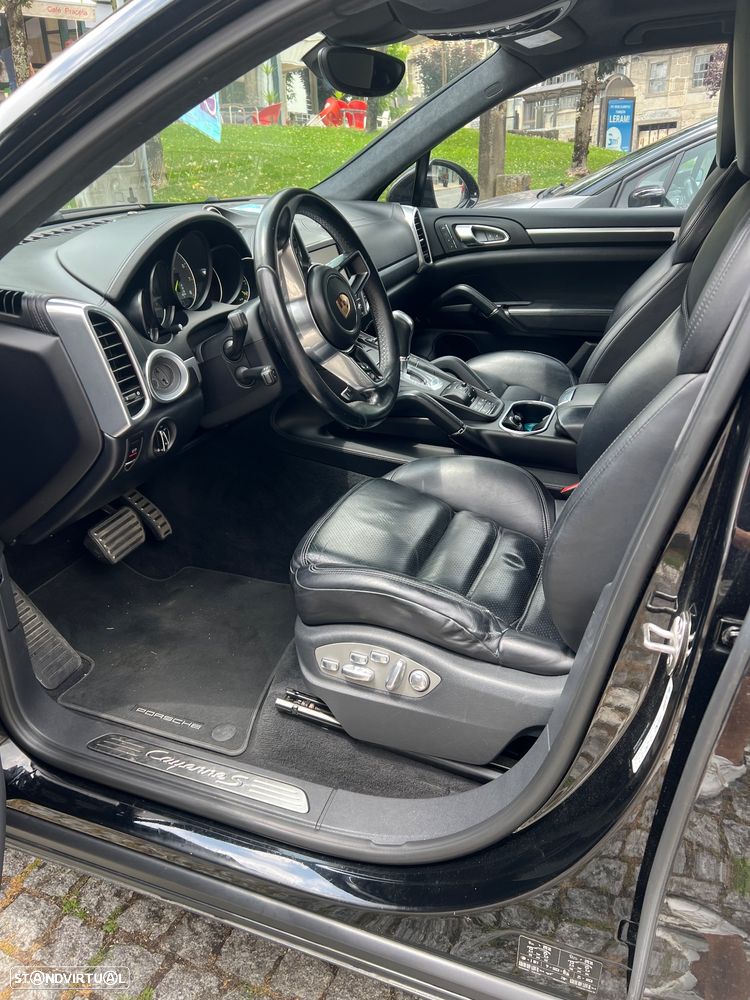 Porsche Cayenne S E-Hybrid - 6