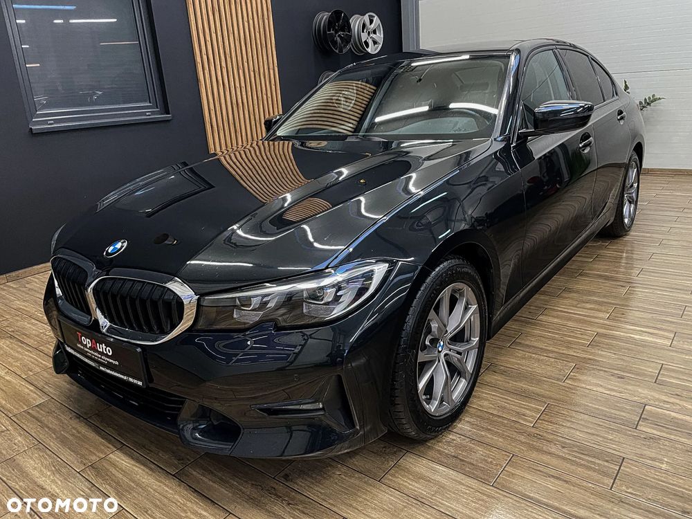 BMW Seria 3 320d Edition M Sport Shadow - 13