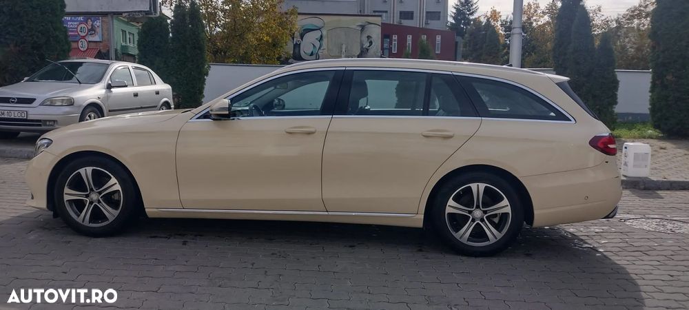 Mercedes-Benz E 200 d T 9G-TRONIC Avantgarde - 12