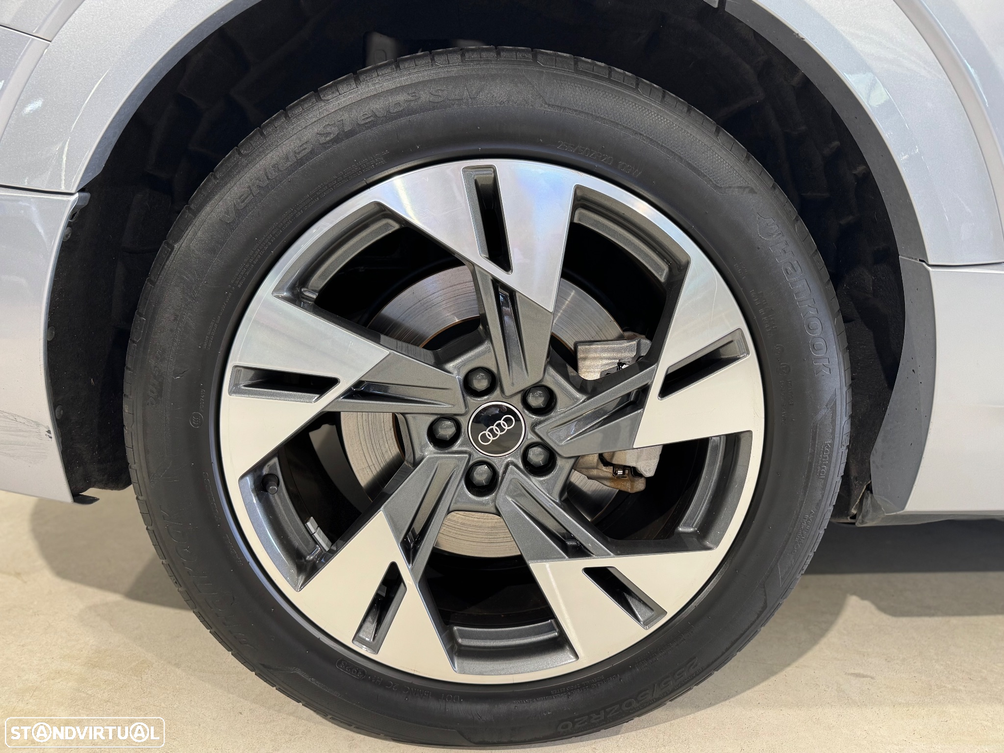 Audi e-tron 55 quattro S line - 38