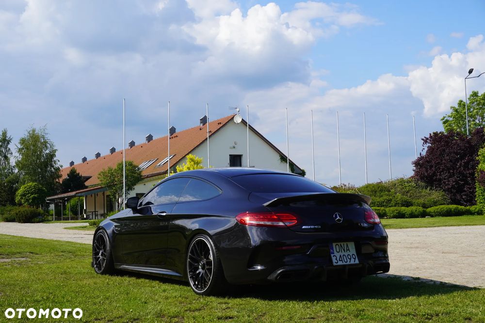 Mercedes-Benz Klasa C AMG 63 S AMG Speedshift MCT 9G - 12