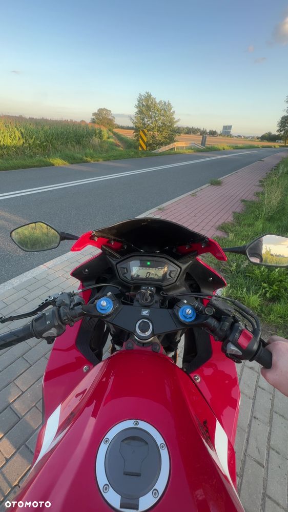 Honda CBR - 7
