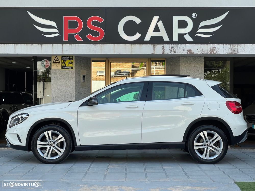 Mercedes-Benz GLA 220 d Urban 4-Matic - 3