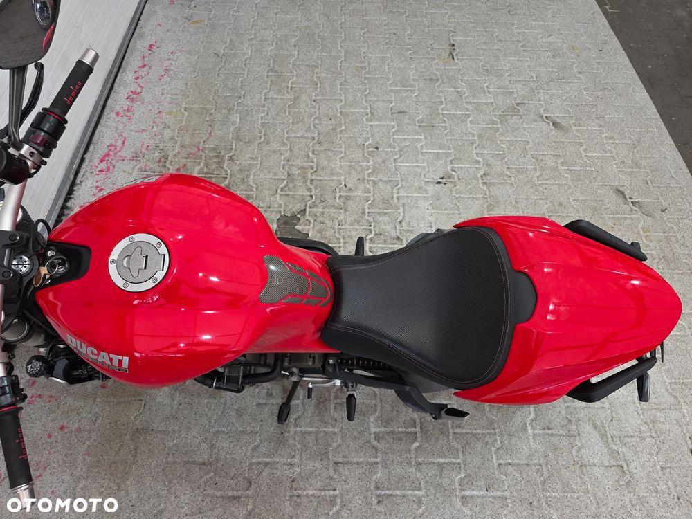 Ducati Monster - 28