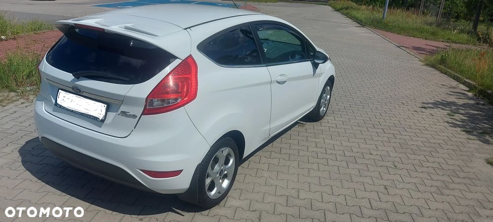 Ford Fiesta 1.4 Titanium - 2