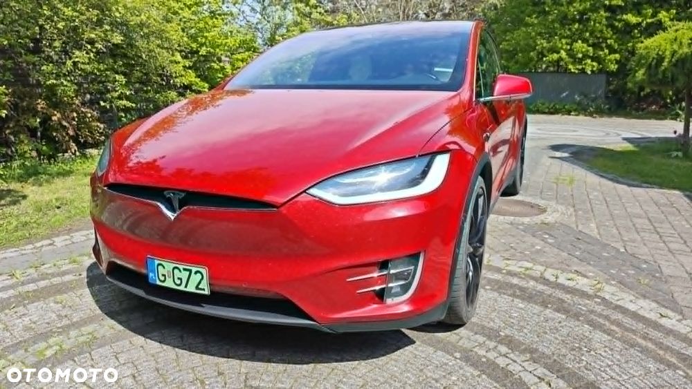 Tesla Model X Performance - 12