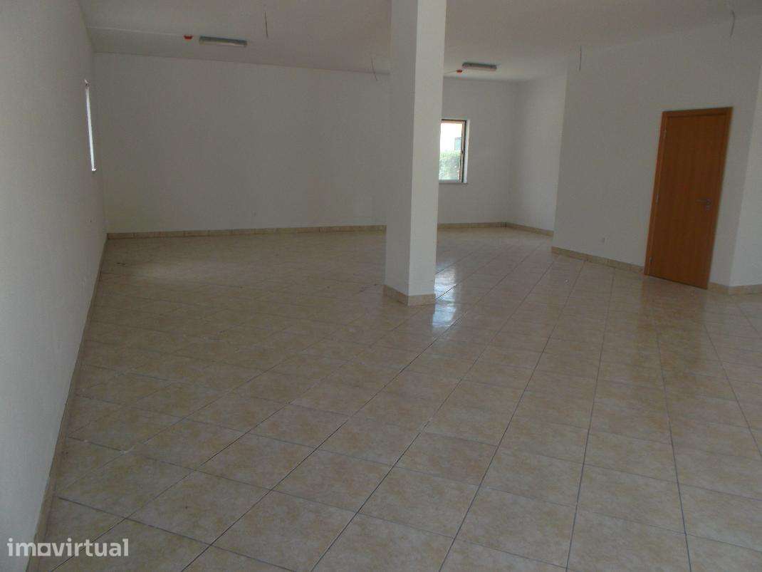 Imóvel comercial moderno na Guia, Albufeira - Grande imagem: 2/3