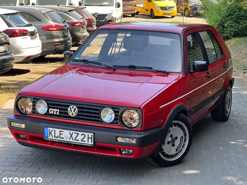 Volkswagen Golf - 4