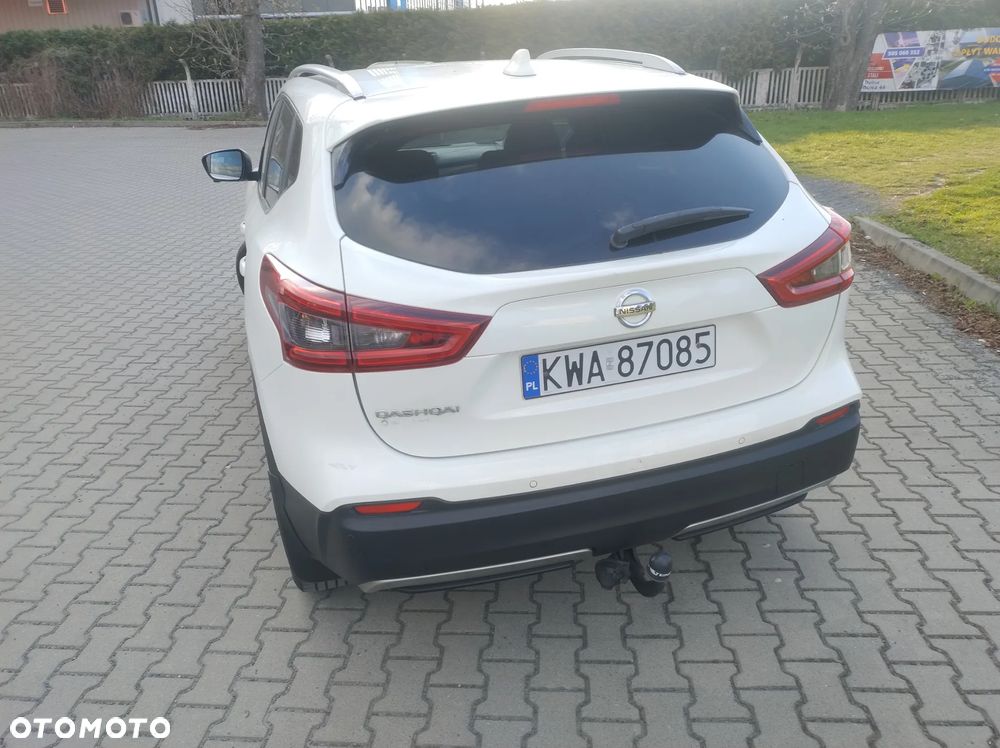 Nissan Qashqai 1.3 DIG-T Tekna DCT - 2