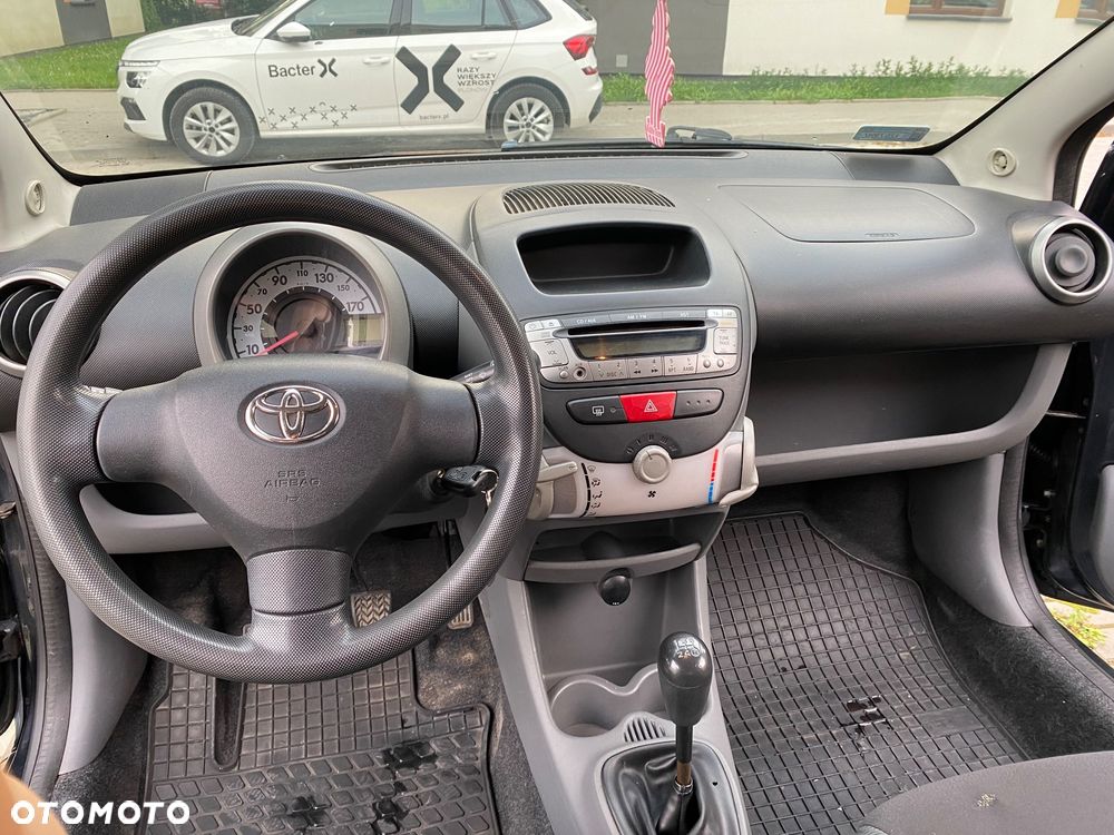 Toyota Aygo - 17