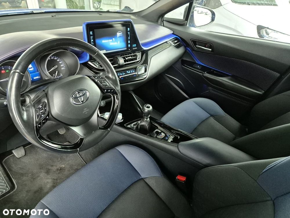 Toyota C-HR 1.2 T Dynamic - 8
