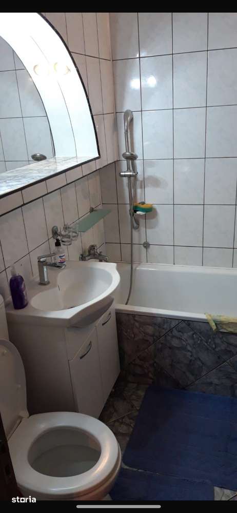 Vand apartament 2 camere Burdujeni — fotografia 3