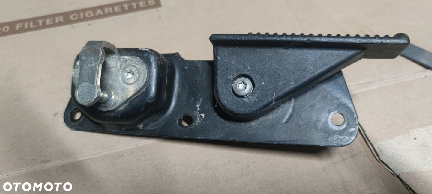 KLAMKA ZAMEK RYGIEL DRZWI TYŁ SCUDO EXPERT 96-06r - 2