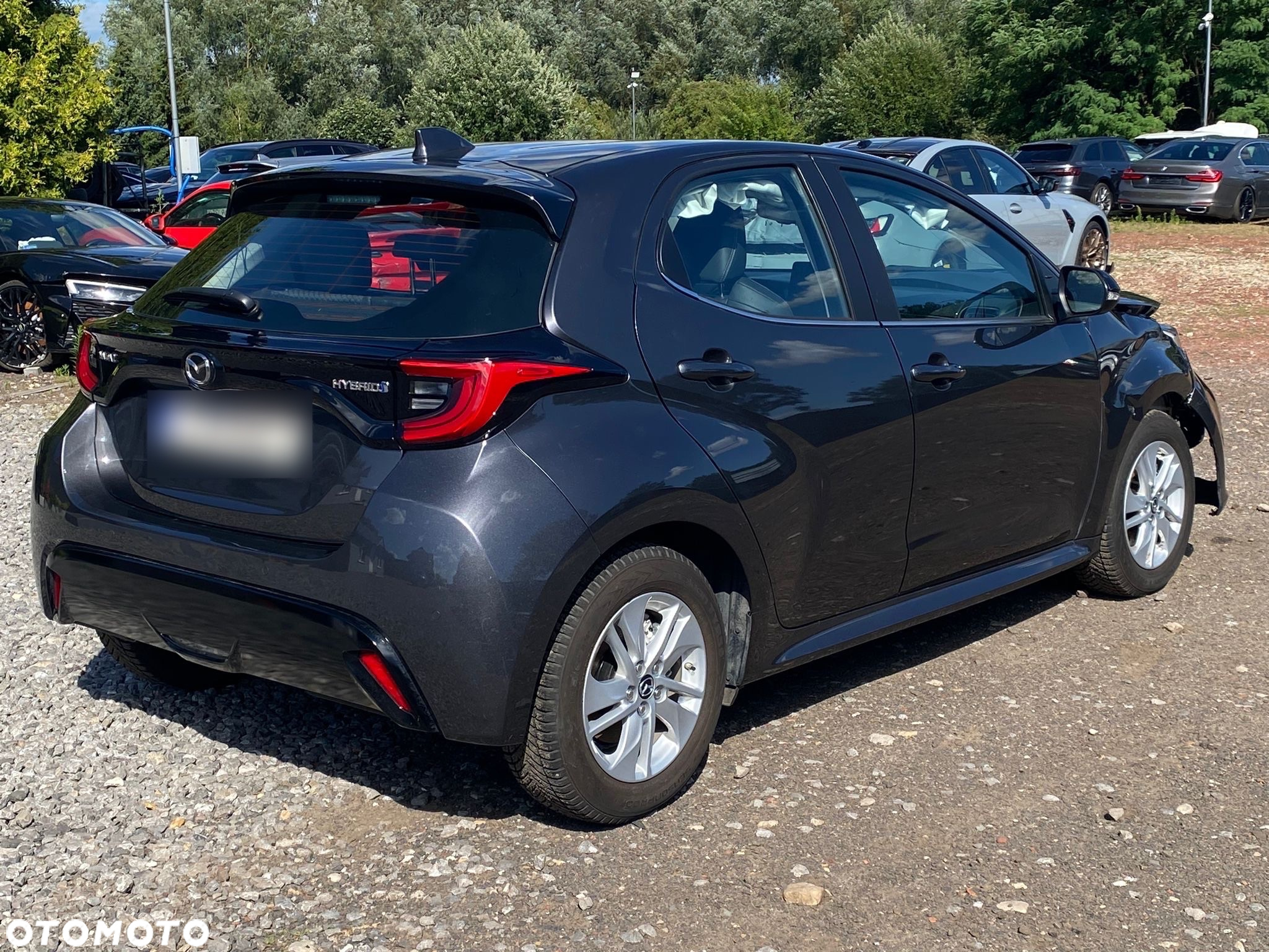 Mazda 2 Hybrid - 2
