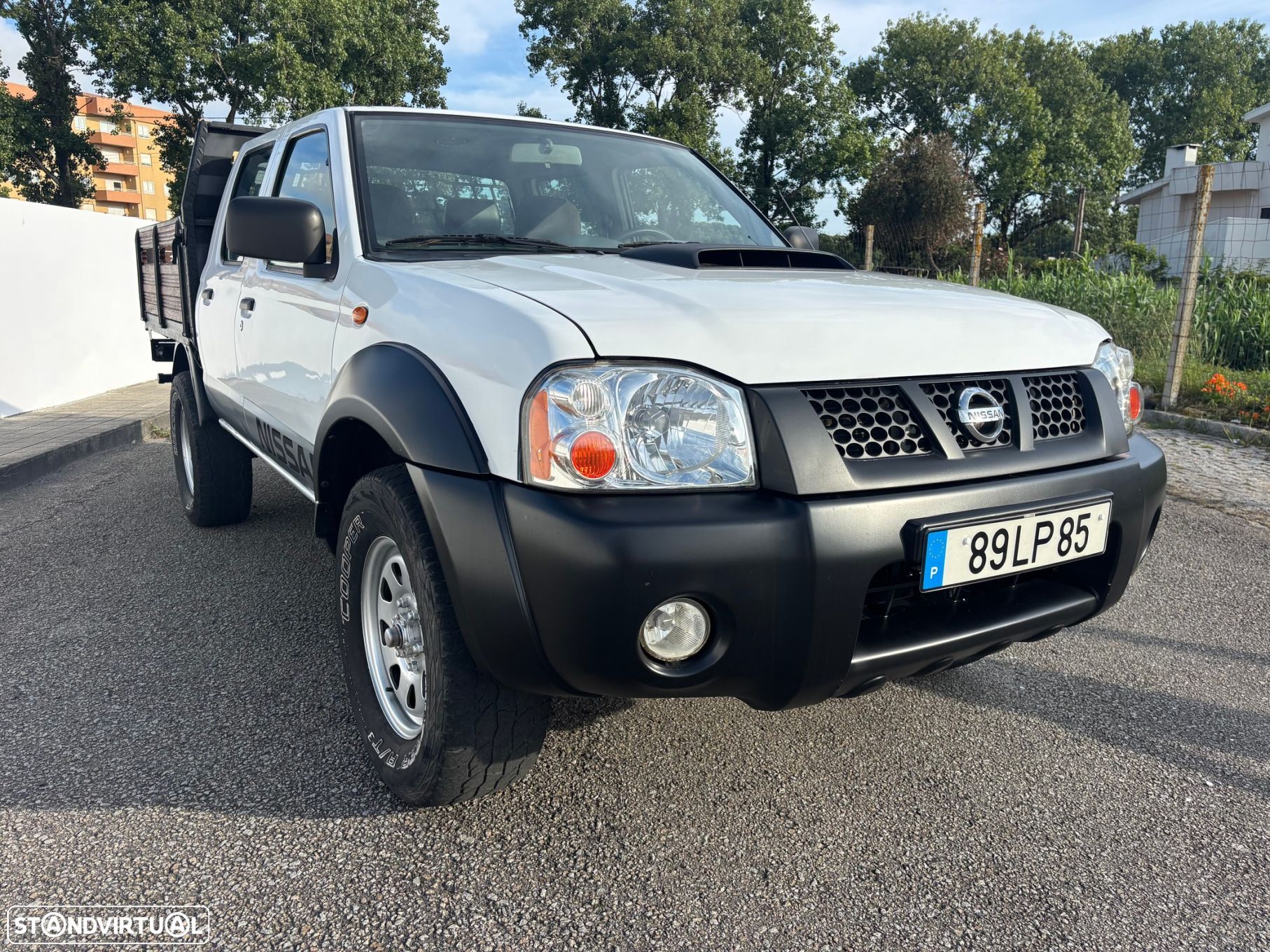 Nissan D22 King cabine dupla - 1