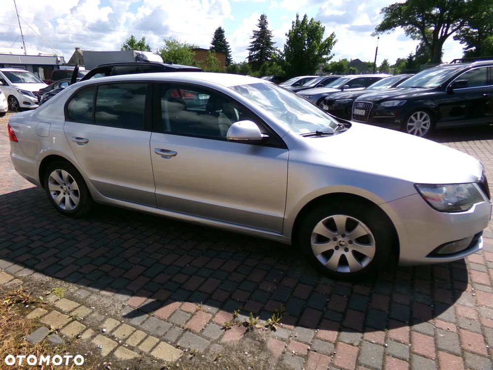 Skoda Superb - 1
