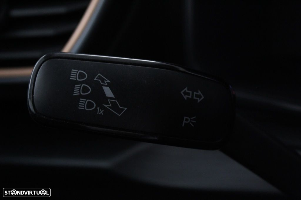 Cupra Formentor 1.4 e-Hybrid DSG - 24