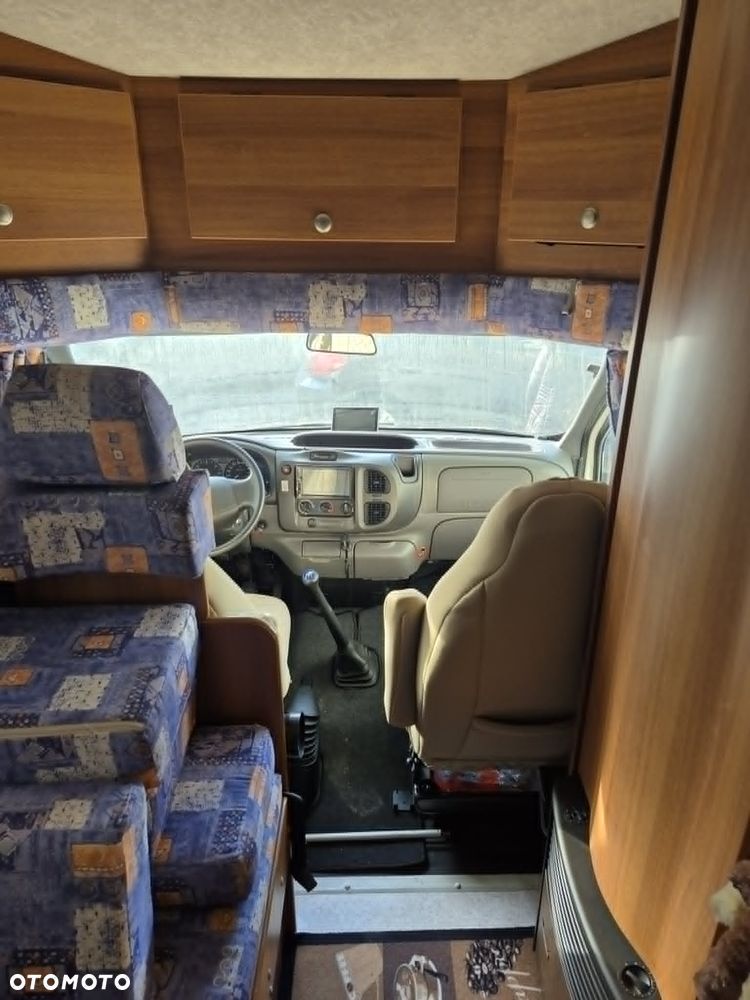 Ford Transit - 13