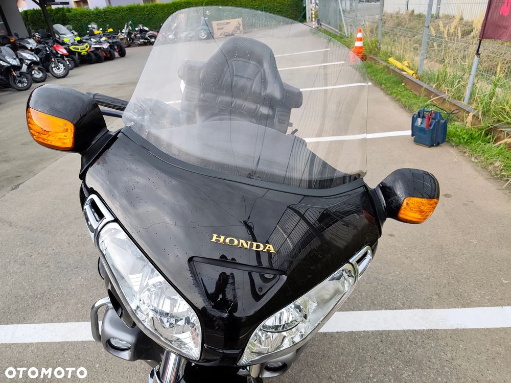 Honda GL - 39