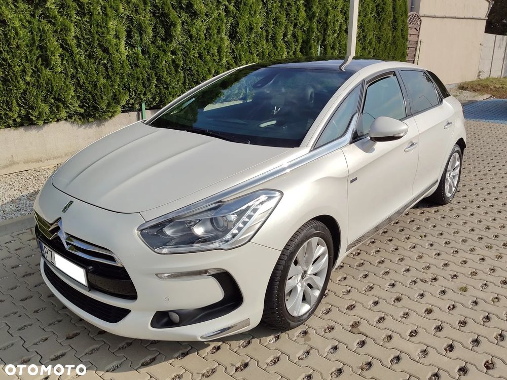 Citroën DS5 HDi 165 SportChic - 1