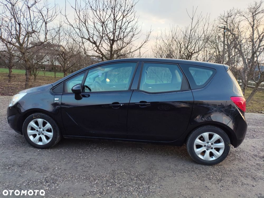 Opel Meriva - 10