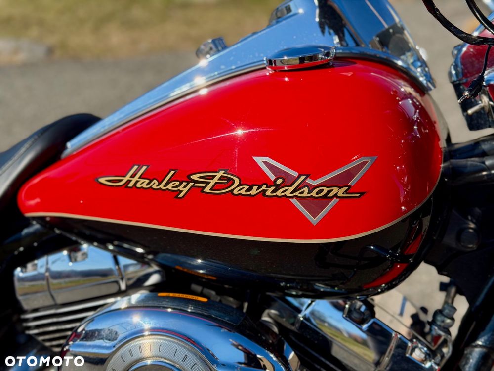 Harley-Davidson Touring Road King - 16