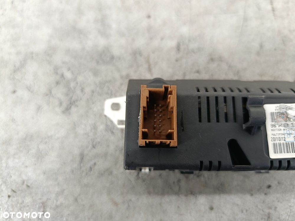 WYŚWIETLACZ RADIA PEUGEOT 407 SW 9678150980 2.2 16V - 5