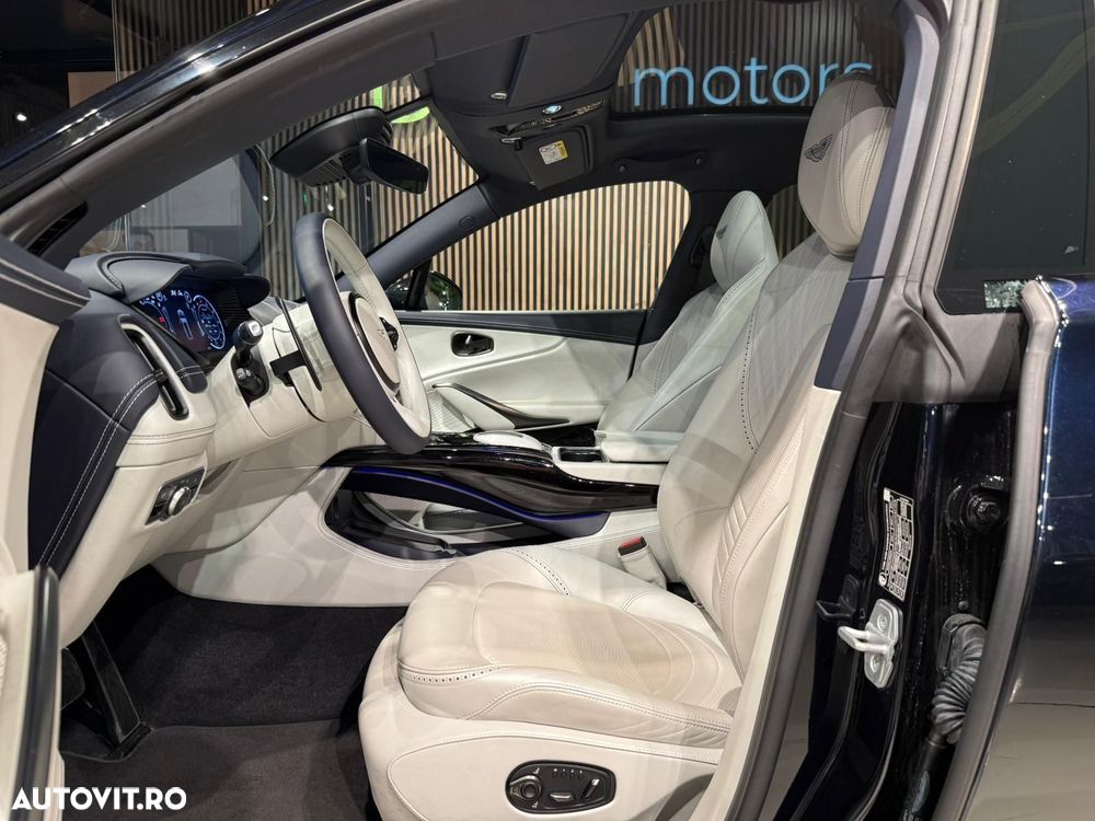 Aston Martin DBX - 17