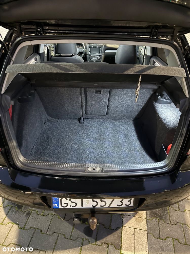 Volkswagen Golf - 6