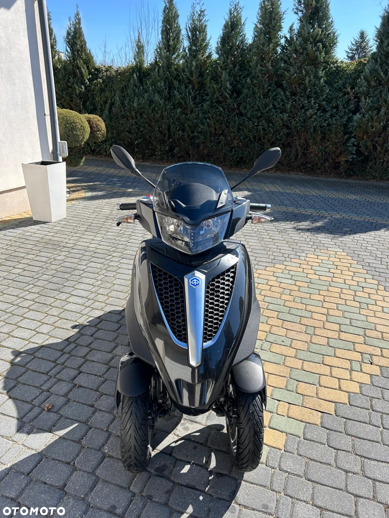 Piaggio MP-3 - 7