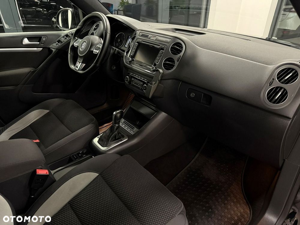 Volkswagen Tiguan 2.0 TDI 4Mot Perfectline R-Style DSG - 26
