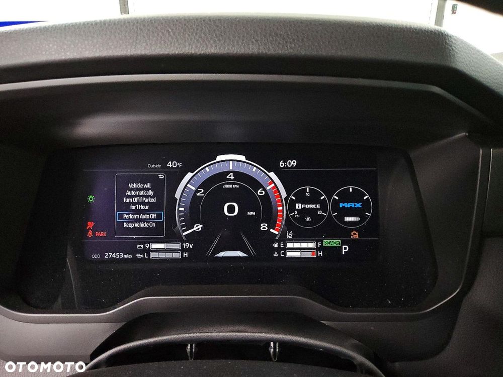 Toyota Sequoia - 11