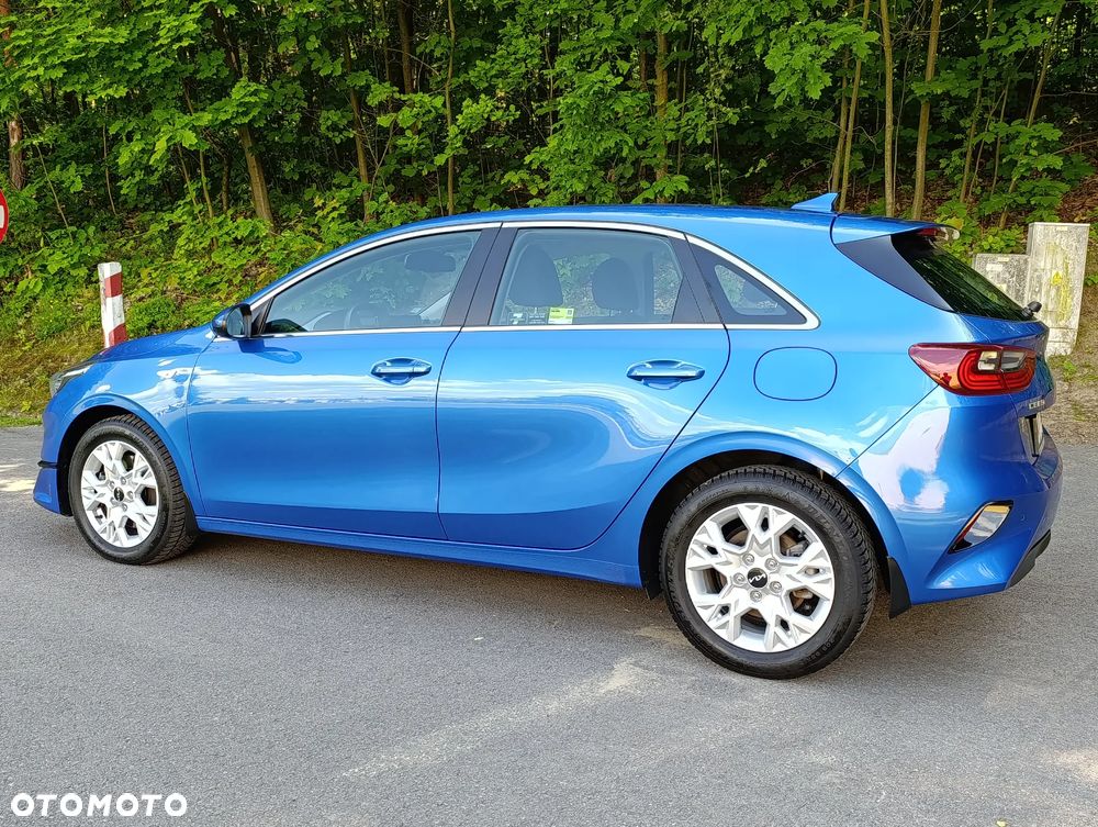 Kia Ceed 1.5 T-GDI M - 11