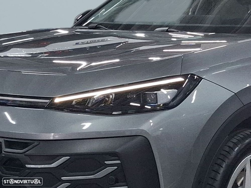 Volkswagen T-Roc 1.5 eTSI Style DSG — fotografia 3