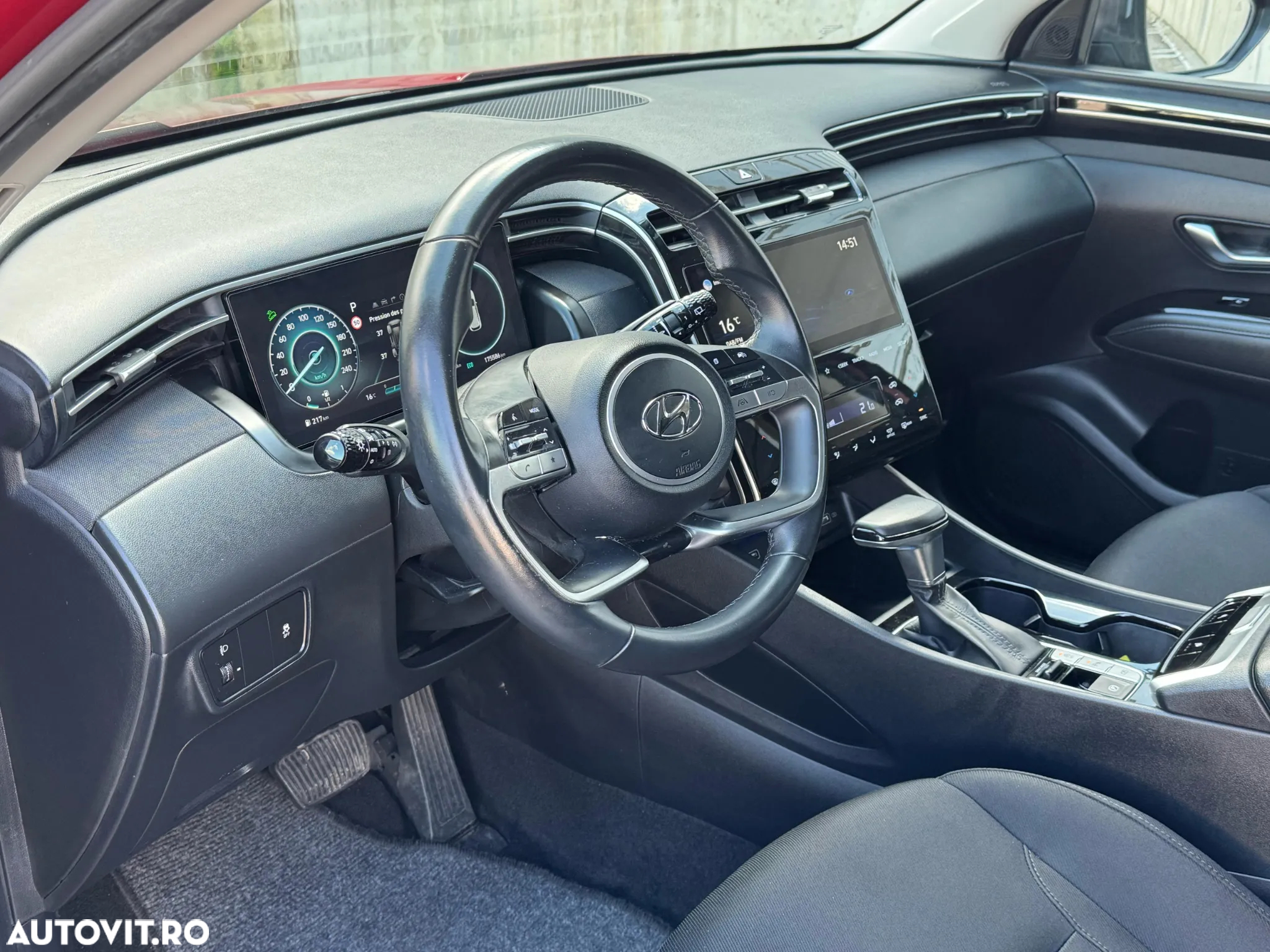 Hyundai Tucson - 8