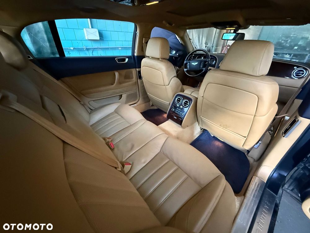 Bentley Flying Spur - 8