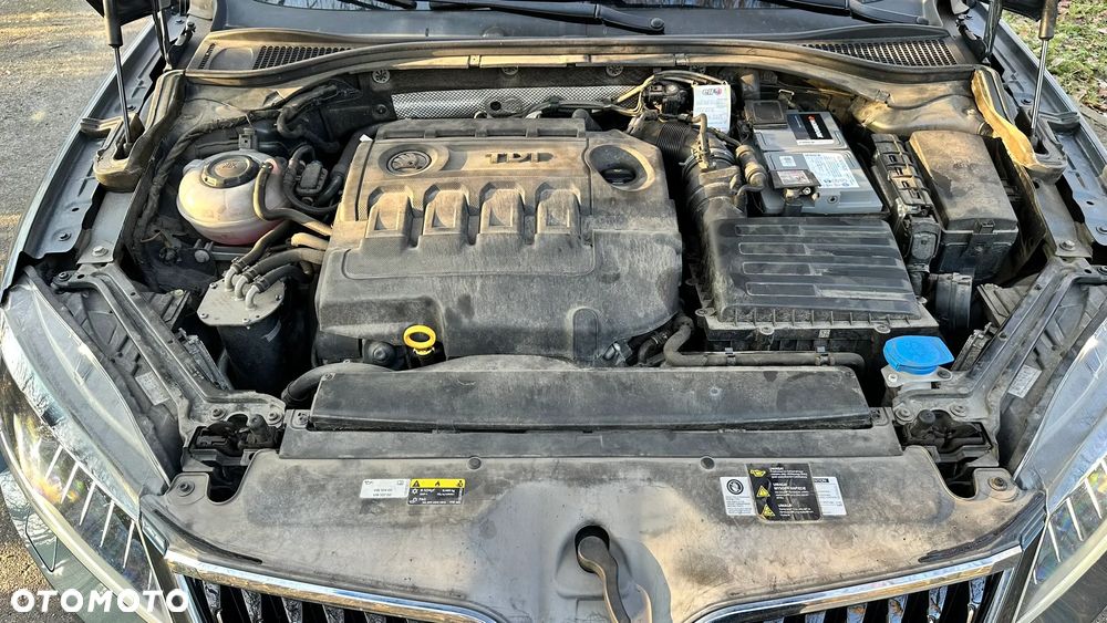 Skoda Superb 2.0 TDI SCR 4x4 L&K DSG - 33